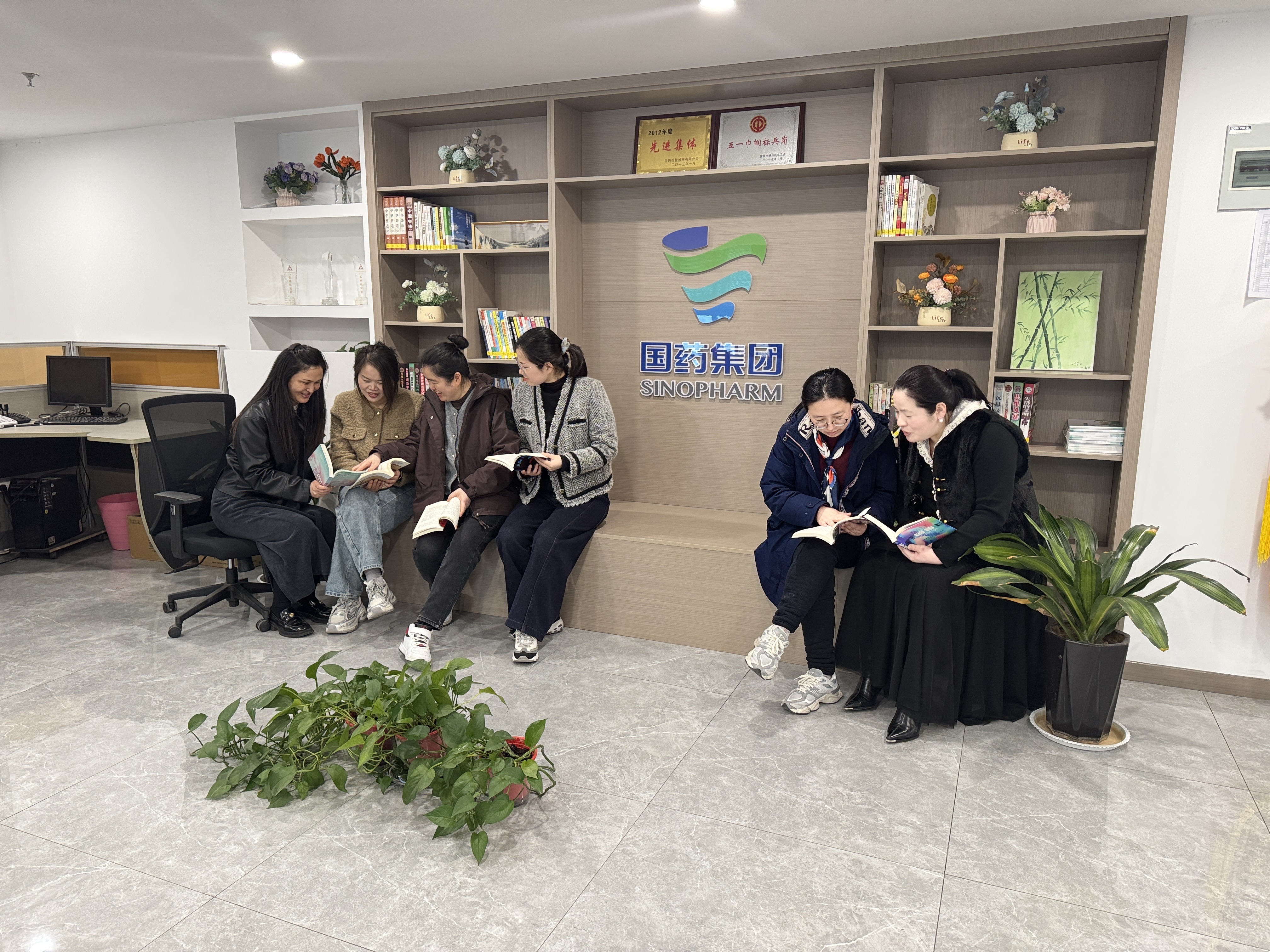 1742778678692.jpg 1742778678692.jpg